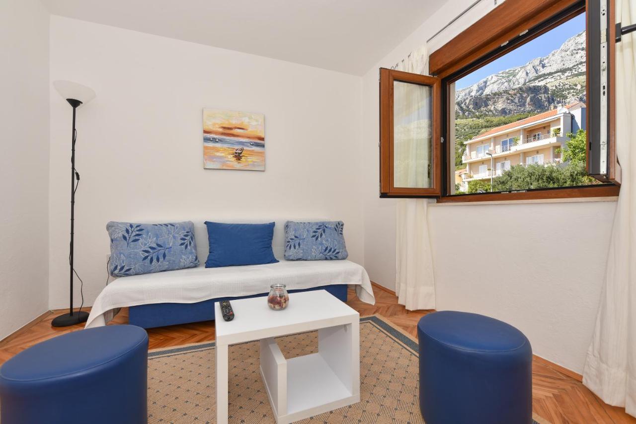 Apartments Marsela Tucepi Bagian luar foto