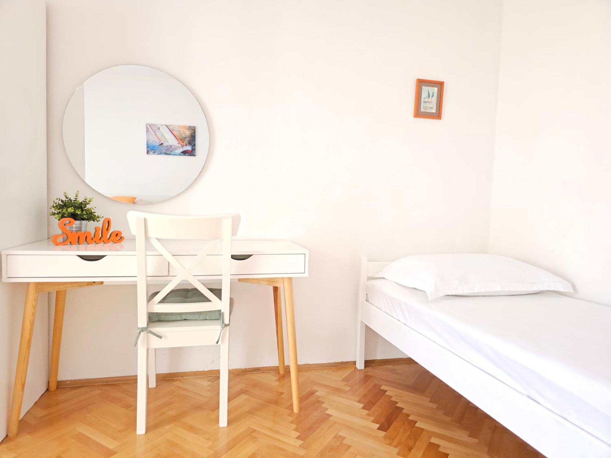 Apartments Marsela Tucepi Bagian luar foto
